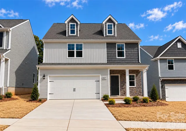 Single family home for sale at 8921 Sawyer Run Ct, Charlotte, NC 28215 | MLS# 4438543 | Listing updated on 2026-10-28