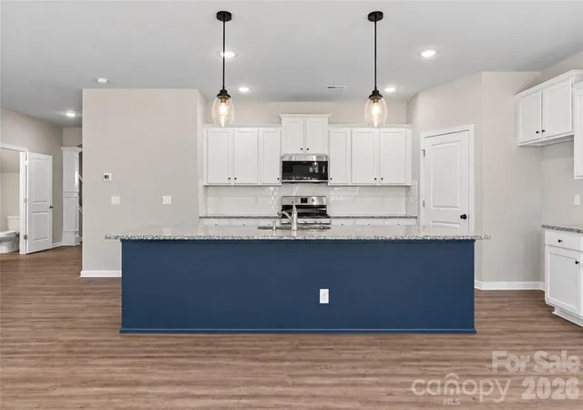 Photo 3 of Single family home for sale at 8921 Sawyer Run Ct, Charlotte, NC 28215 | MLS# 4438543 | Listing updated on 2026-10-28
