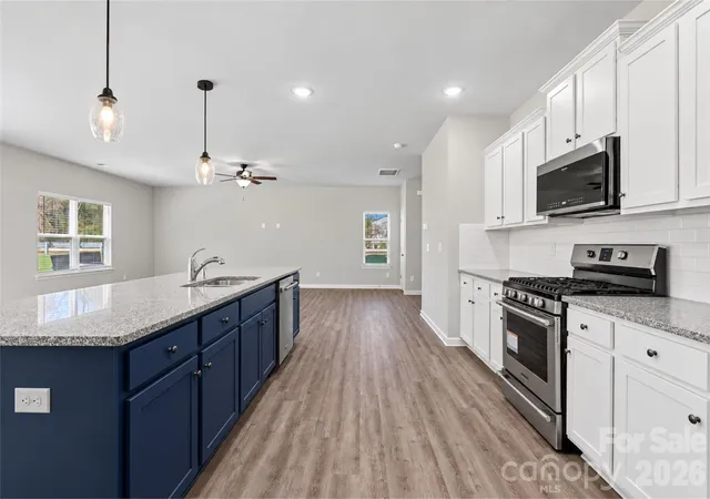 Photo 4 of Single family home for sale at 8921 Sawyer Run Ct, Charlotte, NC 28215 | MLS# 4438543 | Listing updated on 2026-10-28