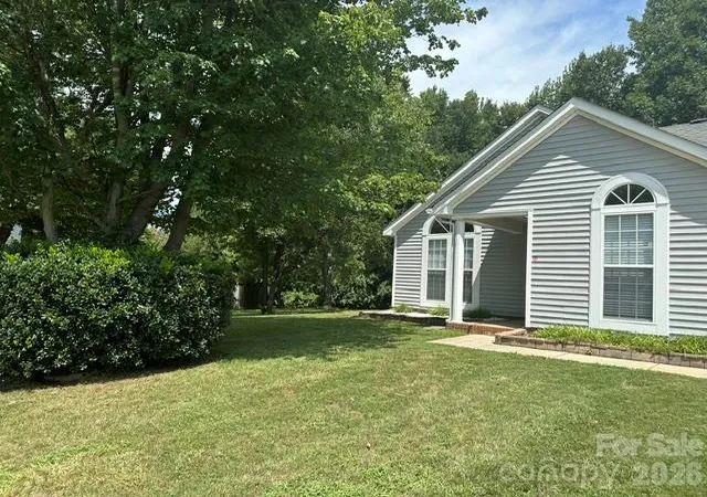 Photo 1 of Single family home for sale at 9022 Brad Ct, Matthews, NC 28104 | MLS# 4438550 | Listing updated on 2026-10-28