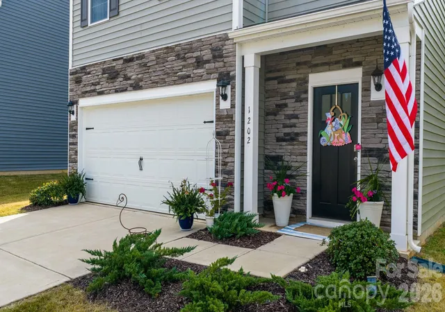 Photo 2 of Single family home for sale at 1202 37th Avenue Ln NE #92, Hickory, NC 28601 | MLS# 4438558 | Listing updated on 2026-10-30