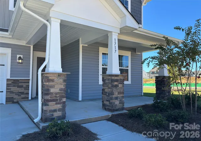 Photo 2 of Single family home for sale at 1717 Grassy Knoll Trl, Maiden, NC 28650 | MLS# 4438592 | Listing updated on 2026-10-28