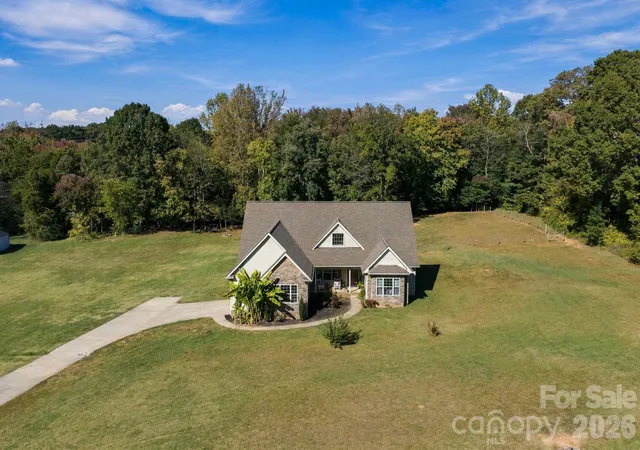 Photo 2 of Single family home for sale at 1824 Island Frd Rd, Statesville, NC 28625 | MLS# 4438607 | Listing updated on 2026-10-30