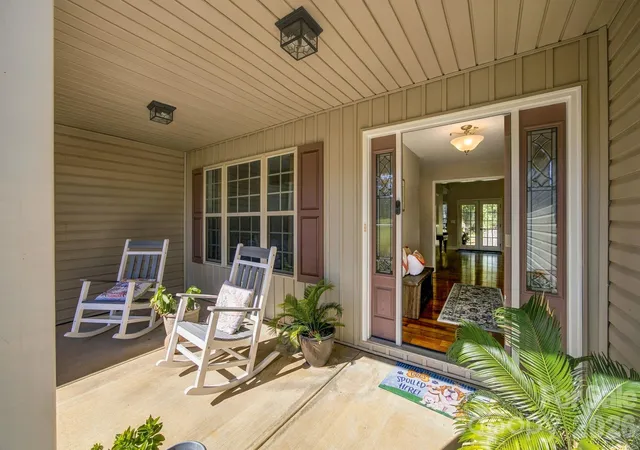 Photo 3 of Single family home for sale at 1824 Island Frd Rd, Statesville, NC 28625 | MLS# 4438607 | Listing updated on 2026-10-30
