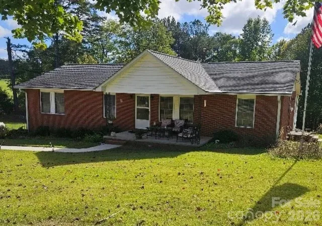 Photo 1 of Single family home for sale at 319 Onvil Rd, Mount Gilead, NC 27306 | MLS# 4438649 | Listing updated on 2026-10-29
