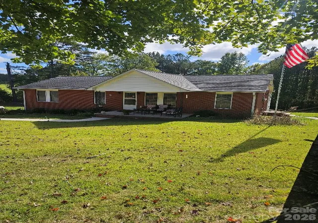 Photo 2 of Single family home for sale at 319 Onvil Rd, Mount Gilead, NC 27306 | MLS# 4438649 | Listing updated on 2026-10-29