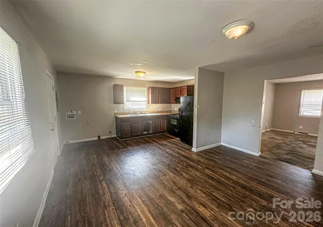 Photo 2 of Single family home for sale at 9421 Spruce Pine Pl, Charlotte, NC 28210 | MLS# 4438683 | Listing updated on 2026-10-29