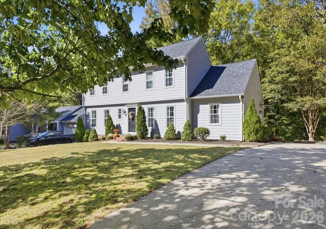 Photo 1 of Single family home for sale at 4320 Chadwell Ln, Charlotte, NC 28269 | MLS# 4438697 | Listing updated on 2026-10-29