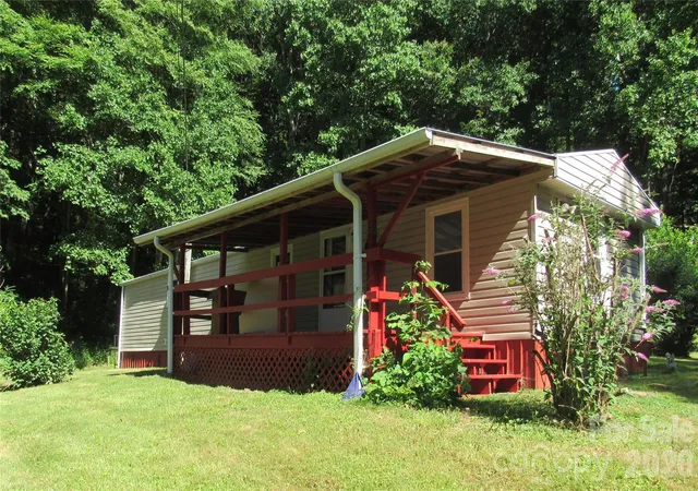 Single family home for sale at 664 Woodfin Rd, Sylva, NC 28779 | MLS# 4438721