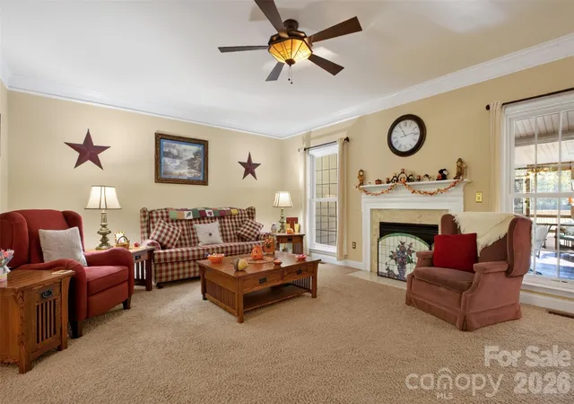 Photo 4 of Single family home for sale at 170 Herons Gate Dr, Mooresville, NC 28117 | MLS# 4438738 | Listing updated on 2026-10-29