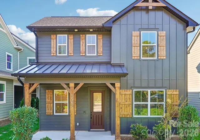 Single family home for sale at 15621 Northcross Dr, Huntersville, NC 28078 | MLS# 4438744 | Listing updated on 2026-10-29
