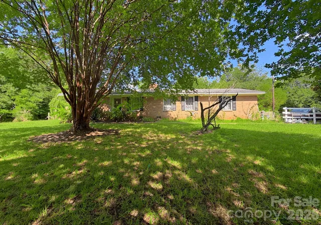 Photo 1 of Single family home for sale at 10322 Blair Rd, Mint Hill, NC 28227 | MLS# 4438749 | Listing updated on 2026-10-30