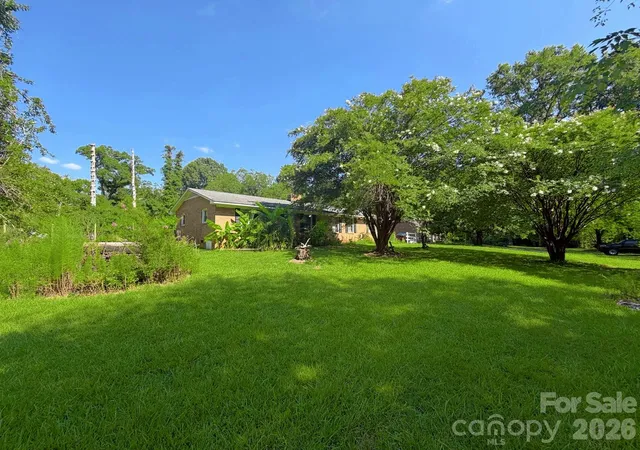 Photo 3 of Single family home for sale at 10322 Blair Rd, Mint Hill, NC 28227 | MLS# 4438749 | Listing updated on 2026-10-30