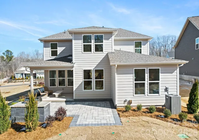 Photo 1 of Single family home for sale at 3022 Topaz River Rd, Waxhaw, NC 28173 | MLS# 4438762 | Listing updated on 2026-10-29