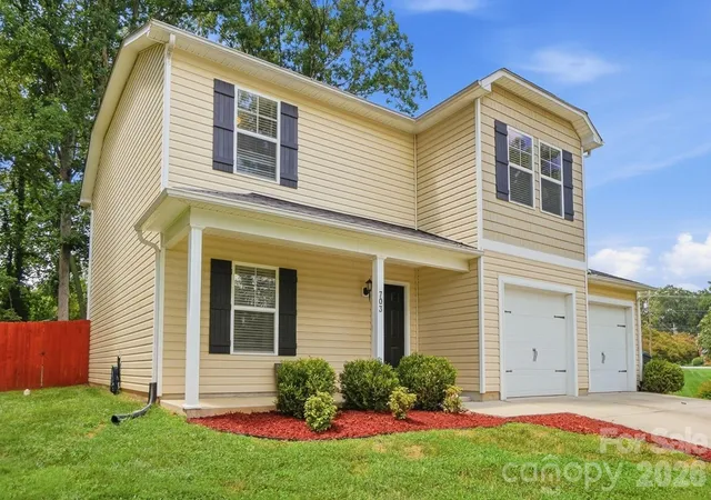Photo 2 of Single family home for sale at 703 Rhodes Ave, Kings Mountain, NC 28086 | MLS# 4438763 | Listing updated on 2026-10-29