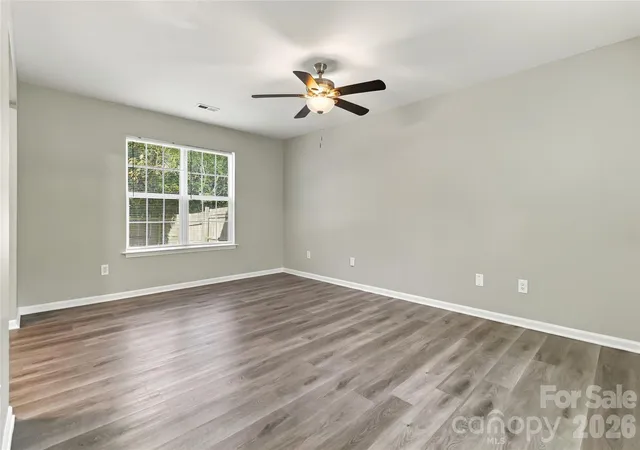 Photo 2 of Single family home for sale at 815 Valley Ridge Rd, Charlotte, NC 28214 | MLS# 4438780 | Listing updated on 2026-10-29