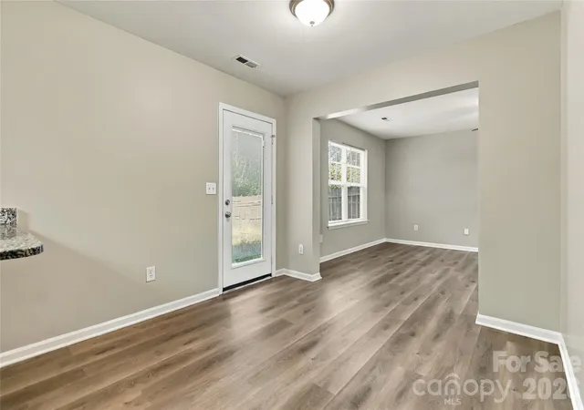 Photo 4 of Single family home for sale at 815 Valley Ridge Rd, Charlotte, NC 28214 | MLS# 4438780 | Listing updated on 2026-10-29