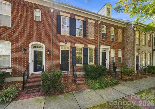 Photo 1 of Townhouse for sale at 8528 Beaver Crk Dr, Charlotte, NC 28269 | MLS# 4438782 | Listing updated on 2026-10-31