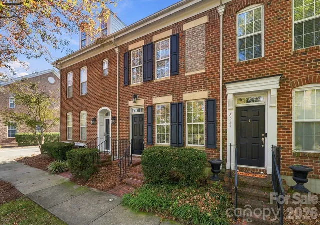 Photo 2 of Townhouse for sale at 8528 Beaver Crk Dr, Charlotte, NC 28269 | MLS# 4438782 | Listing updated on 2026-10-31
