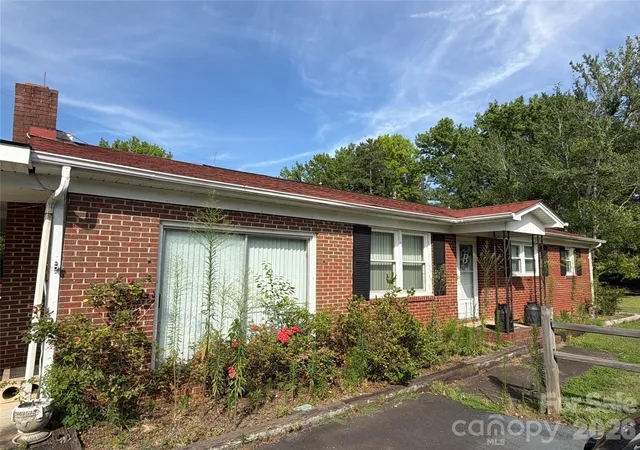 Photo 1 of Single family home for sale at 1292 Harrington Rd, Wadesboro, NC 28170 | MLS# 4438799 | Listing updated on 2026-10-29
