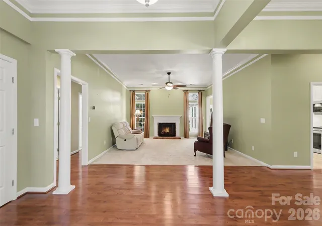 Photo 3 of Single family home for sale at 6308 Crk Breeze Rd, Charlotte, NC 28269 | MLS# 4438857 | Listing updated on 2026-10-29