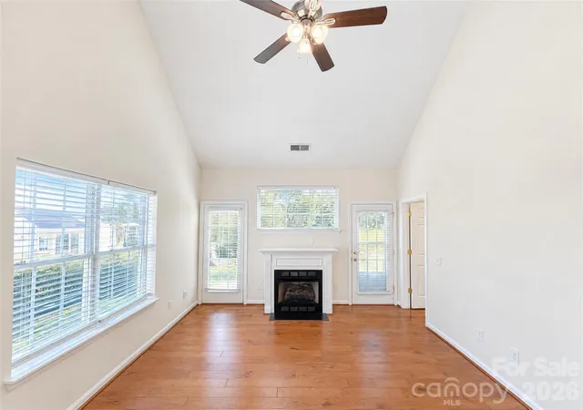 Photo 2 of Townhouse for sale at 11350 Stone Trl Rd, Charlotte, NC 28213 | MLS# 4438870 | Listing updated on 2026-10-29