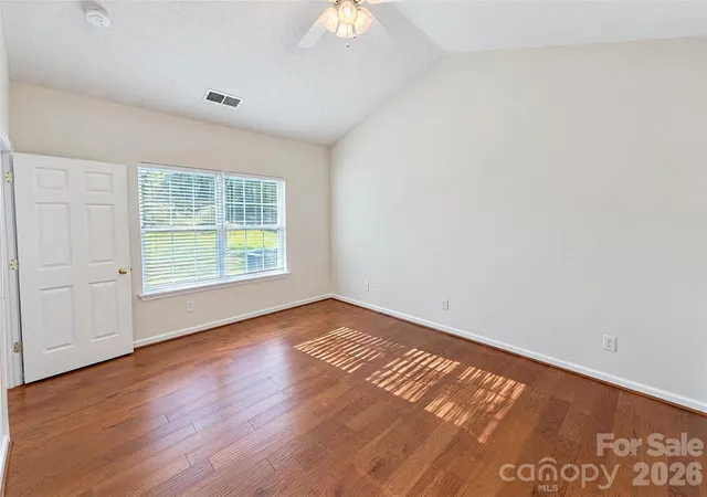 Photo 3 of Townhouse for sale at 11350 Stone Trl Rd, Charlotte, NC 28213 | MLS# 4438870 | Listing updated on 2026-10-29