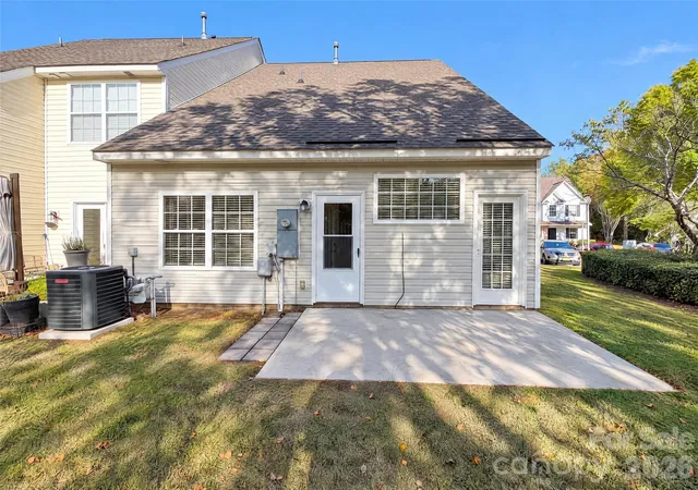 Photo 4 of Townhouse for sale at 11350 Stone Trl Rd, Charlotte, NC 28213 | MLS# 4438870 | Listing updated on 2026-10-29