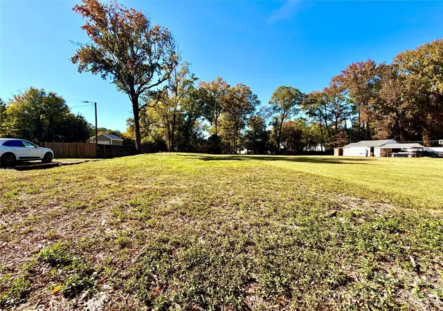 Photo 4 of Land for sale at 1519 Lisbon Ln, Charlotte, NC 28269 | MLS# 4438872 | Listing updated on 2026-10-31