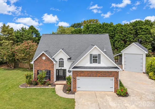 Single family home for sale at 118 Breton Ct, Mooresville, NC 28117 | MLS# 4438875