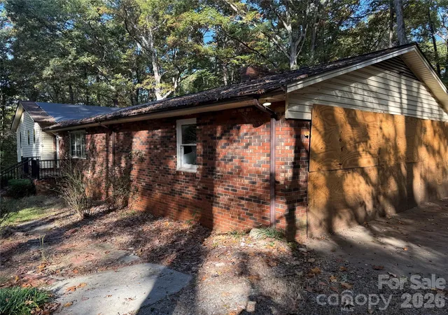 Photo 1 of Single family home for sale at 237 Antietam Rd, Statesville, NC 28625 | MLS# 4438876 | Listing updated on 2026-10-29