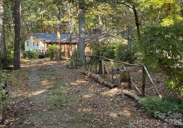 Photo 4 of Single family home for sale at 237 Antietam Rd, Statesville, NC 28625 | MLS# 4438876 | Listing updated on 2026-10-29