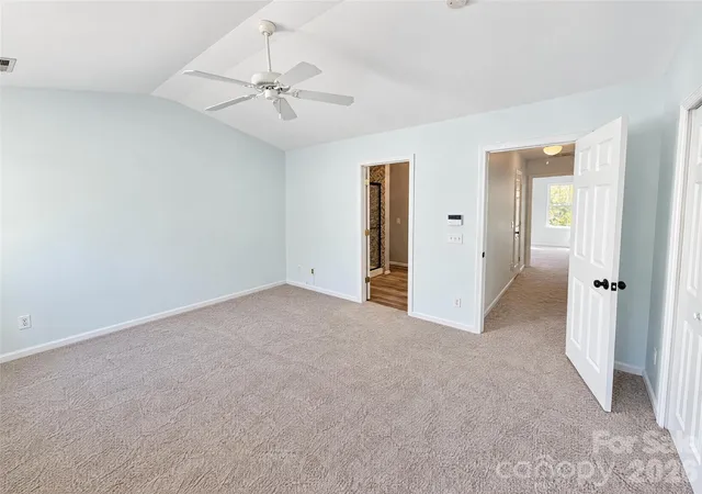 Photo 3 of Townhouse for sale at 4212 Glenlea Cmns Dr, Charlotte, NC 28216 | MLS# 4438881 | Listing updated on 2026-10-29