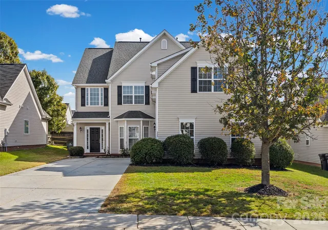 Single family home for sale at 555 Clearwater Dr NW, Concord, NC 28027 | MLS# 4438884