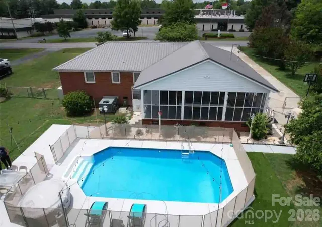 Photo 1 of Single family home for sale at 3117 Smith Farm Rd, Matthews, NC 28104 | MLS# 4438902 | Listing updated on 2026-10-29