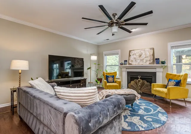 Photo 4 of Single family home for sale at 3910 Martele Dr, Charlotte, NC 28227 | MLS# 4438917 | Listing updated on 2026-10-30