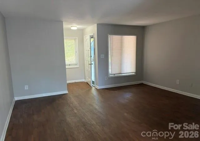 Photo 3 of Condo for sale at 1902 Meadowlark Ln #28, Charlotte, NC 28210 | MLS# 4438919 | Listing updated on 2026-10-30