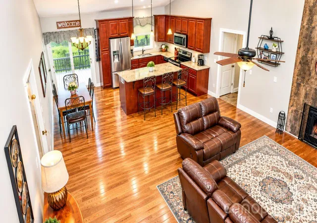 Photo 1 of Single family home for sale at 22 Frg Shadow Dr, Mills River, NC 28759 | MLS# 4438934 | Listing updated on 2026-10-29