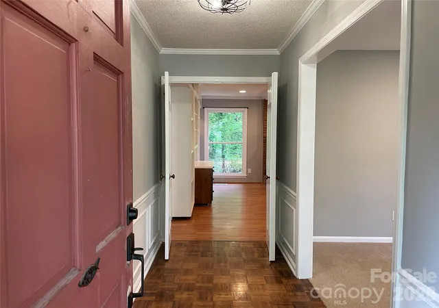 Photo 4 of Single family home for sale at 7942 Lake Vista Dr, Denver, NC 28037 | MLS# 4438940 | Listing updated on 2026-10-29