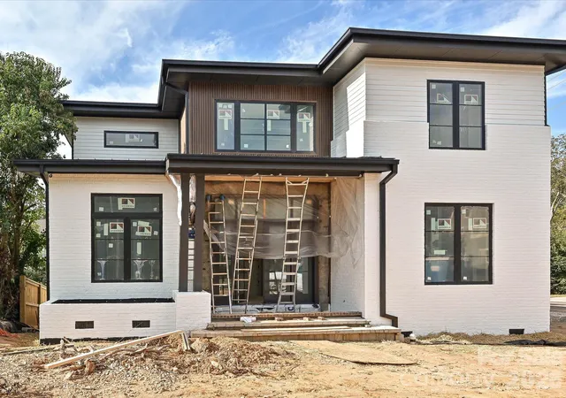 Single family home for sale at 500 Melbourne Ct, Charlotte, NC 28209 | MLS# 4438996