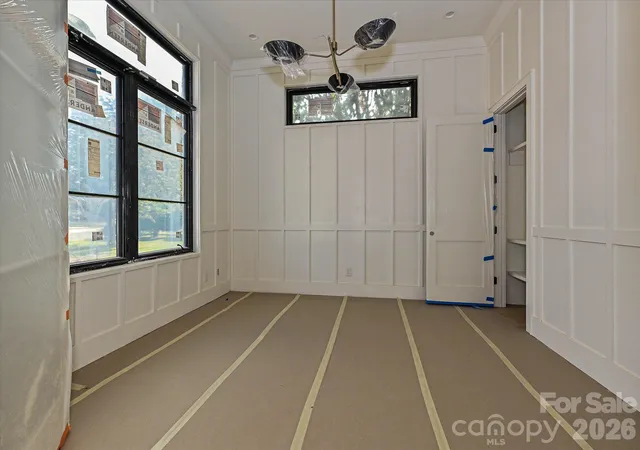 Photo 2 of Single family home for sale at 500 Melbourne Ct, Charlotte, NC 28209 | MLS# 4438996 | Listing updated on 2026-10-29