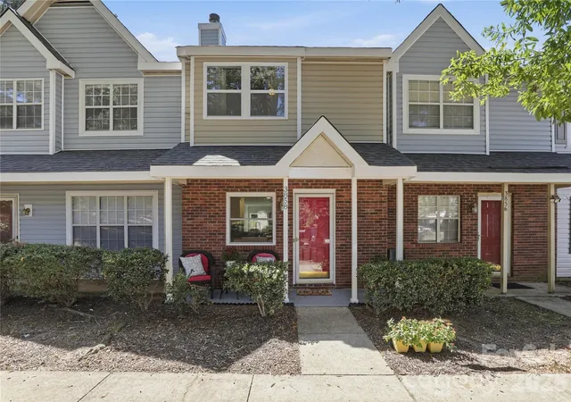 Townhouse for sale at 3858 Mosscroft Ln, Charlotte, NC 28215 | MLS# 4439005