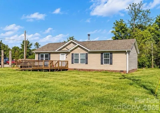 Single family home for sale at 106 Belinda Loop, Statesville, NC 28677 | MLS# 4439012