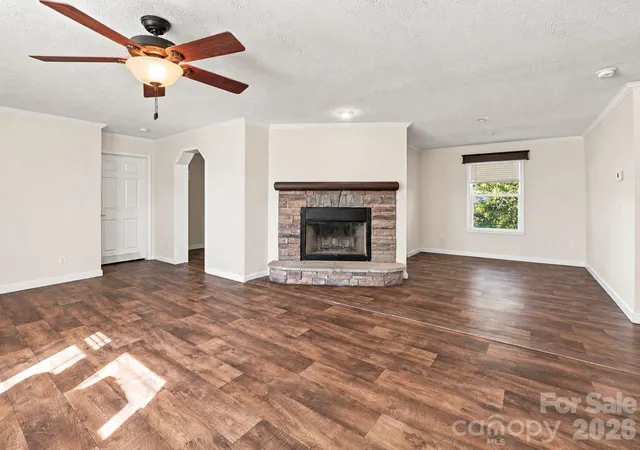 Photo 4 of Single family home for sale at 106 Belinda Loop, Statesville, NC 28677 | MLS# 4439012 | Listing updated on 2026-10-29