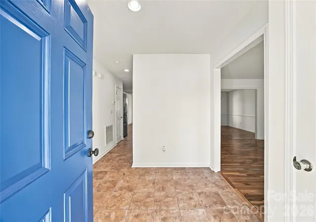 Photo 3 of Single family home for sale at 9741 Bradstreet Cmns Way, Charlotte, NC 28215 | MLS# 4439019 | Listing updated on 2026-10-29