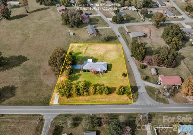 Photo 1 of Single family home for sale at 2202 Post Rd, Shelby, NC 28152 | MLS# 4439020 | Listing updated on 2026-10-29