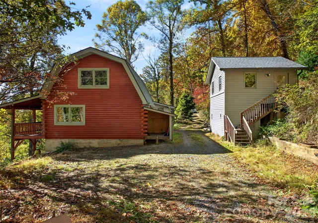 Single family home for sale at 335 Moody Cvs Rd, Weaverville, NC 28787 | MLS# 4439040