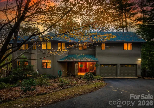 Photo 4 of Single family home for sale at 339 Beaverdam Rd, Asheville, NC 28804 | MLS# 4439059 | Listing updated on 2026-10-30