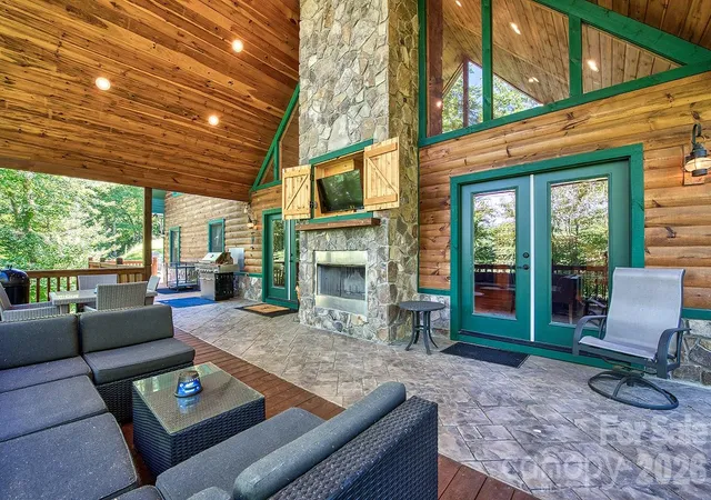 Photo 1 of Single family home for sale at 1450 Mountain Laurel Rd, Whittier, NC 28789 | MLS# 4439074 | Listing updated on 2026-10-30
