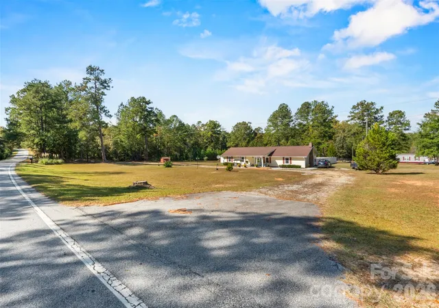 Photo 2 of Single family home for sale at 4576 Kincaid Brg Rd, Winnsboro, SC 29180 | MLS# 4439139 | Listing updated on 2026-10-30